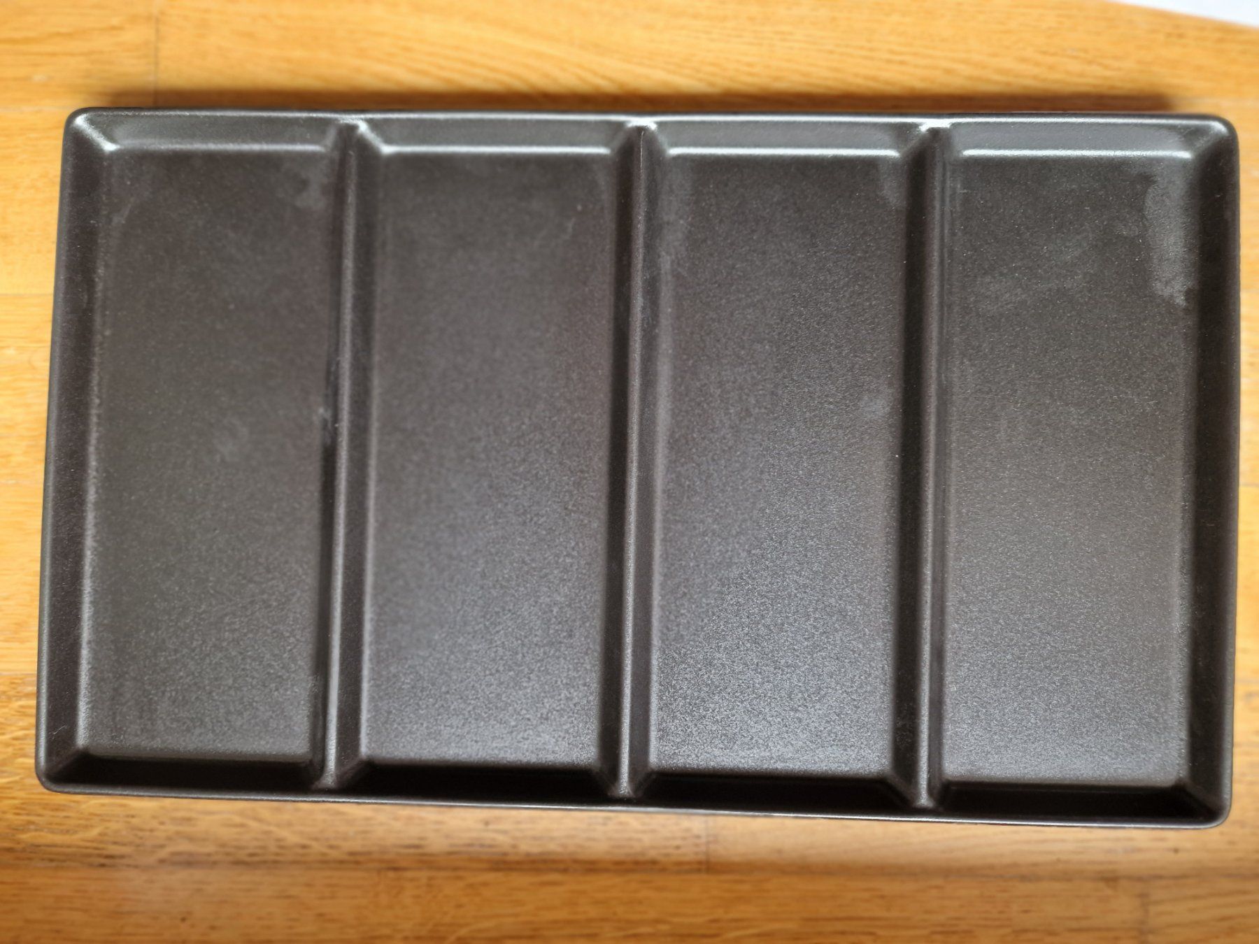 Betty Bossi Piatti di portata: Servierplatte Gourmet schwarz – Nuovo e nell'imballaggio originale da Zürich venduto da Gabced
