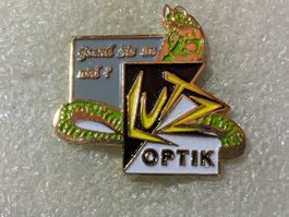 Ansteckpin 78: Lutz Optik