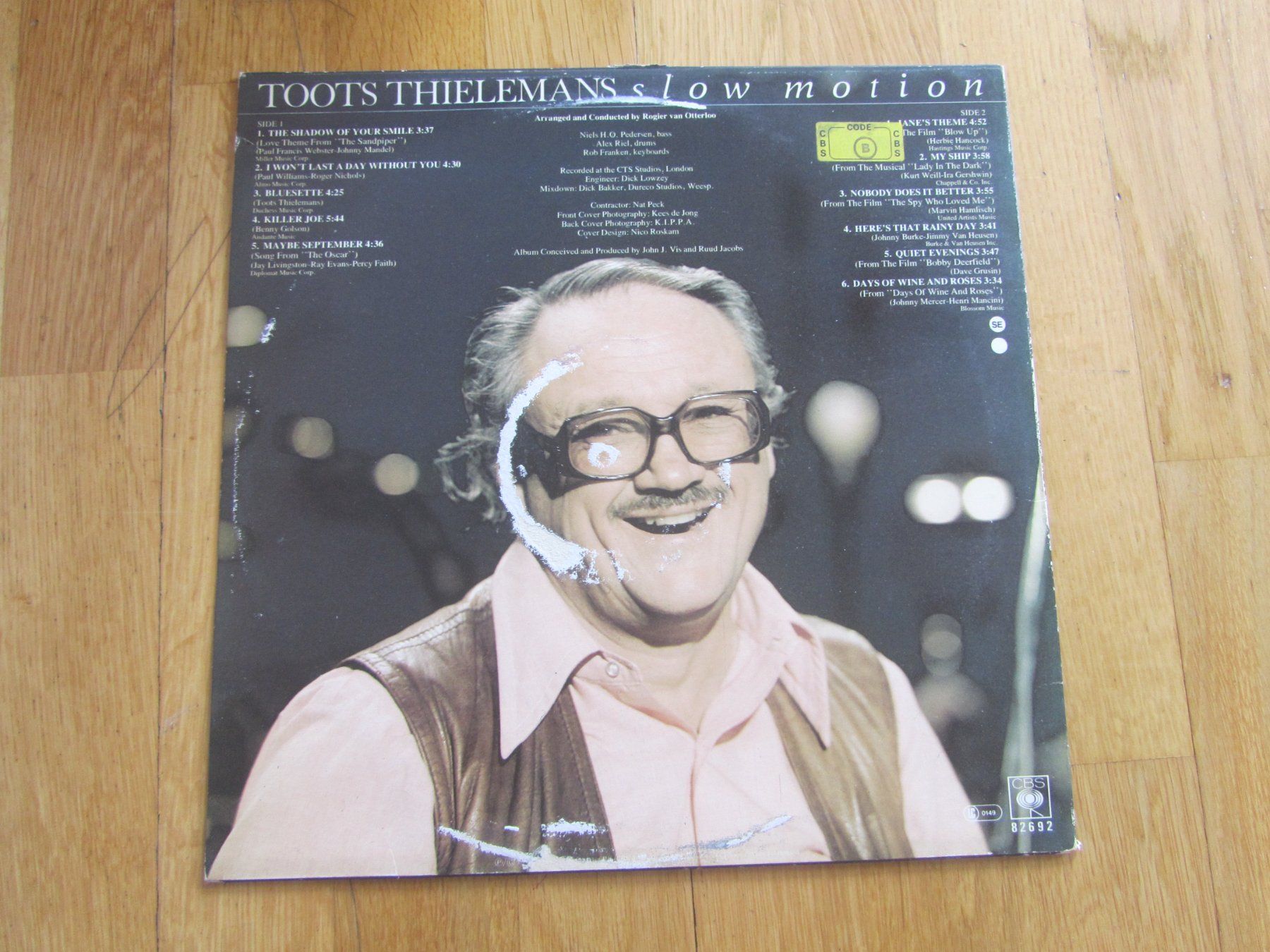 Vinyles: Toots Thielemans:   LP Slow Motion CBS 1982 – D'occasion à Seengen par mikelele 3