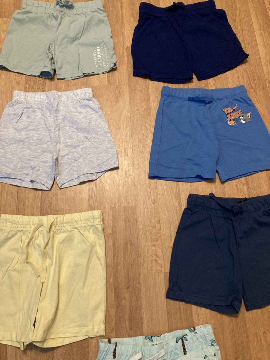 Hosen: Kinder Shorts Gr. 110-116 – Gebraucht aus Emmenbrücke von JJ_89 1