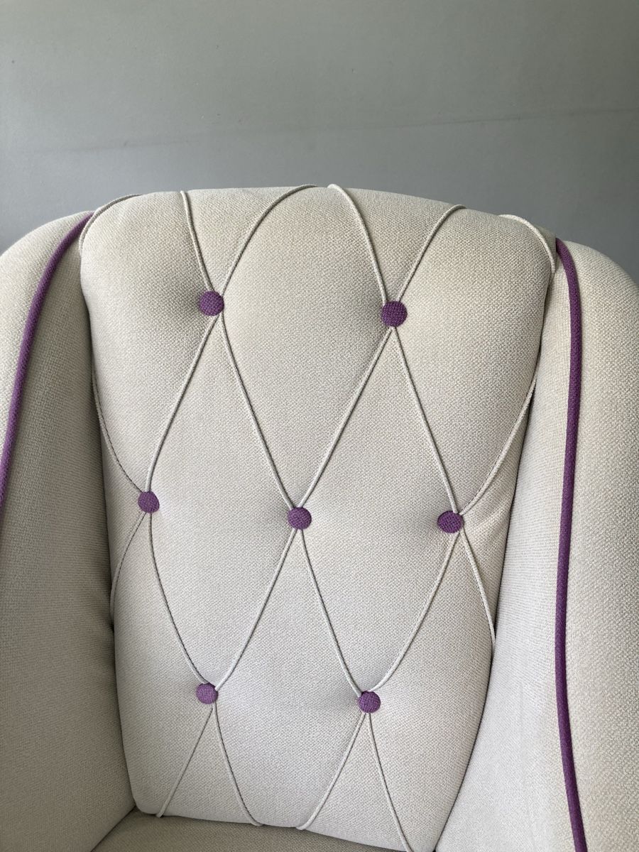 Poltrone: Sessel in beige und lila – Usato da Herznach venduto da jag_8mbm 2