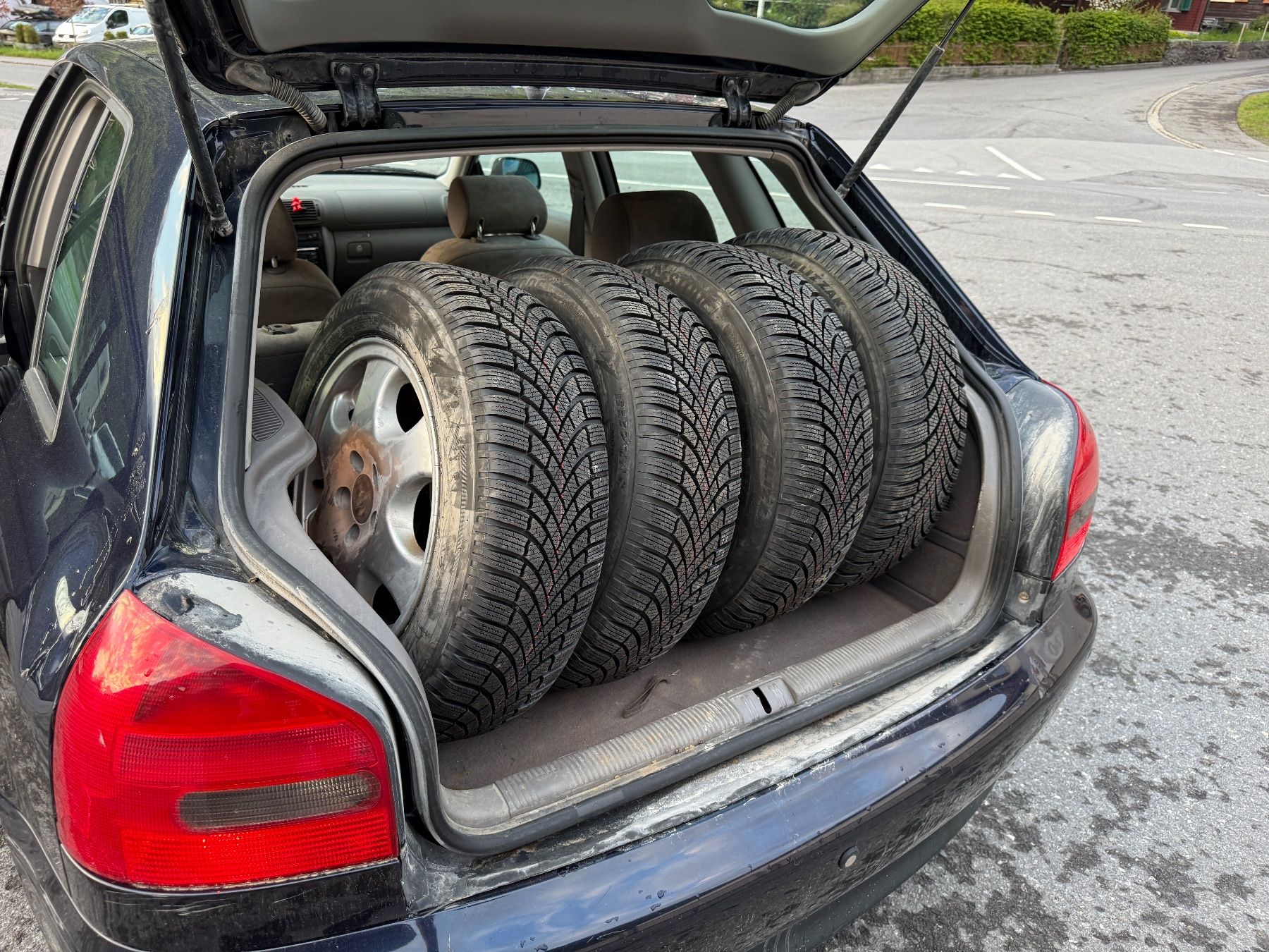 Audi Automobili: Audi A3 Quattro – Usato da Glarus venduto da aut_lbz7 8
