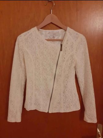 Jolie veste blanche fine