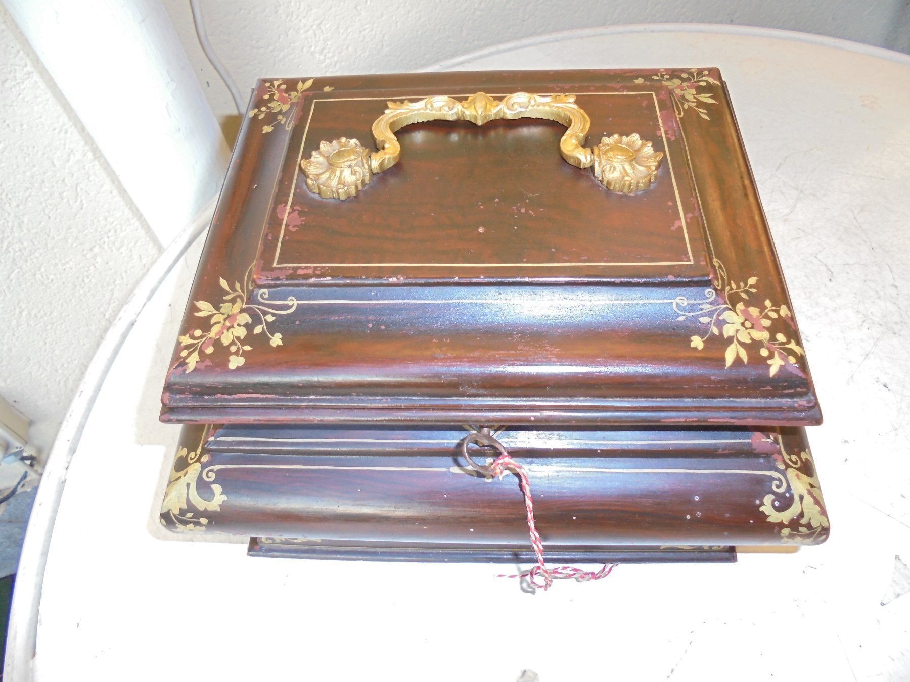 Cassapanche: Antike Teetruhe ca. 1880 – Usato da Camorino venduto da Hunpete 1