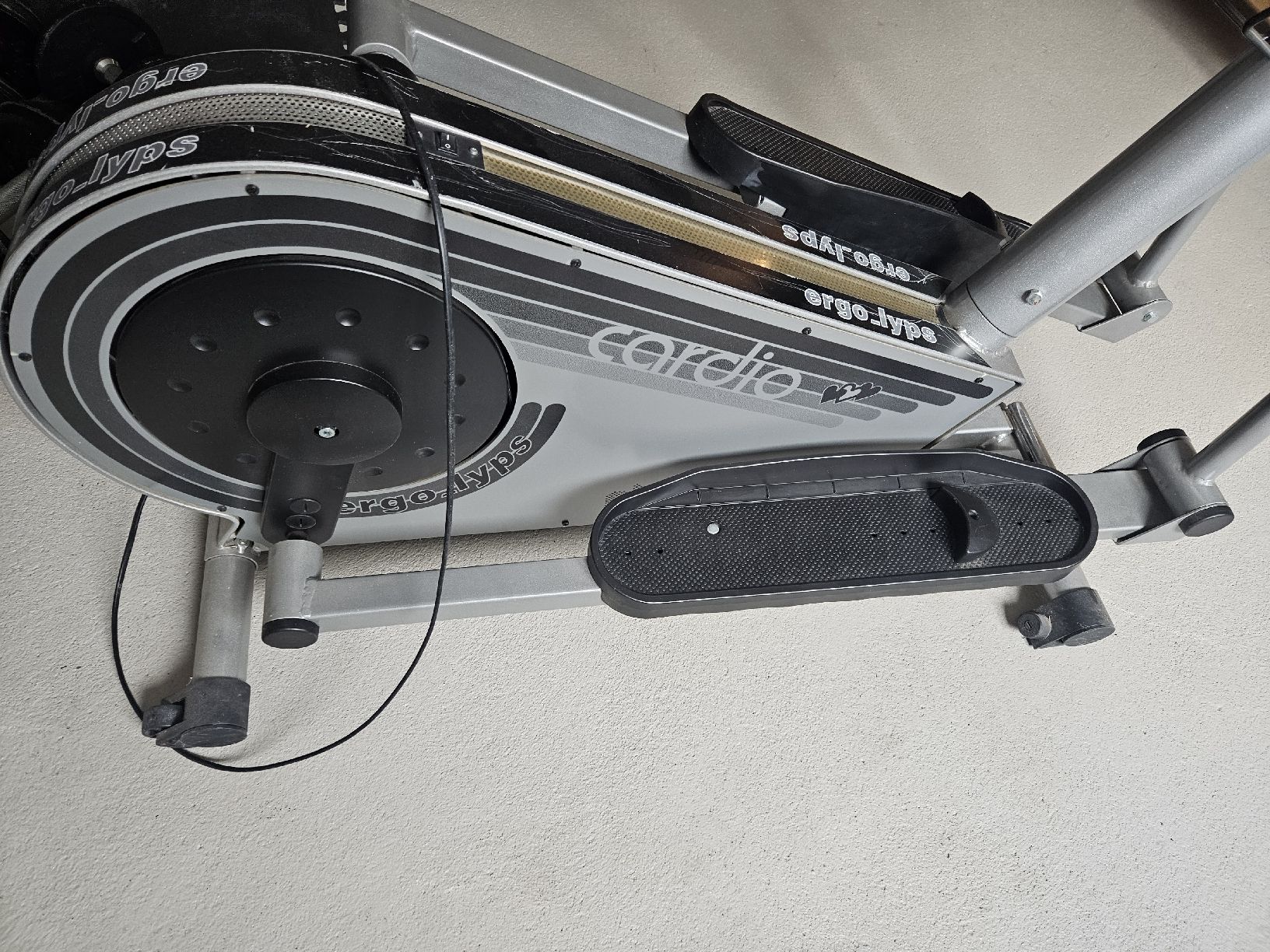 Vélos d'appartement: Cardio Ergo Lyps Crosstrainer gebraucht – D'occasion à Kölliken par Ladina1986 2