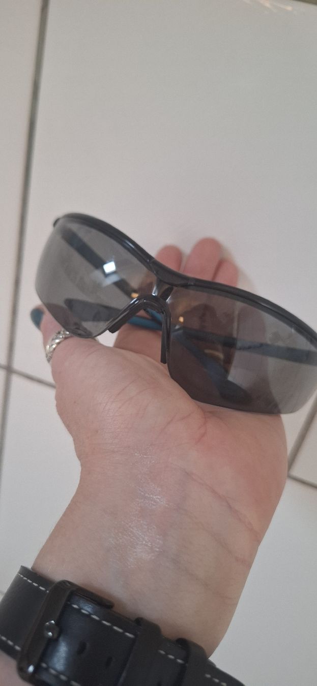 Uvex Occhiali & Lenti: Uvex Sonnenbrille – Usato da Suhr venduto da Design_by_Debi