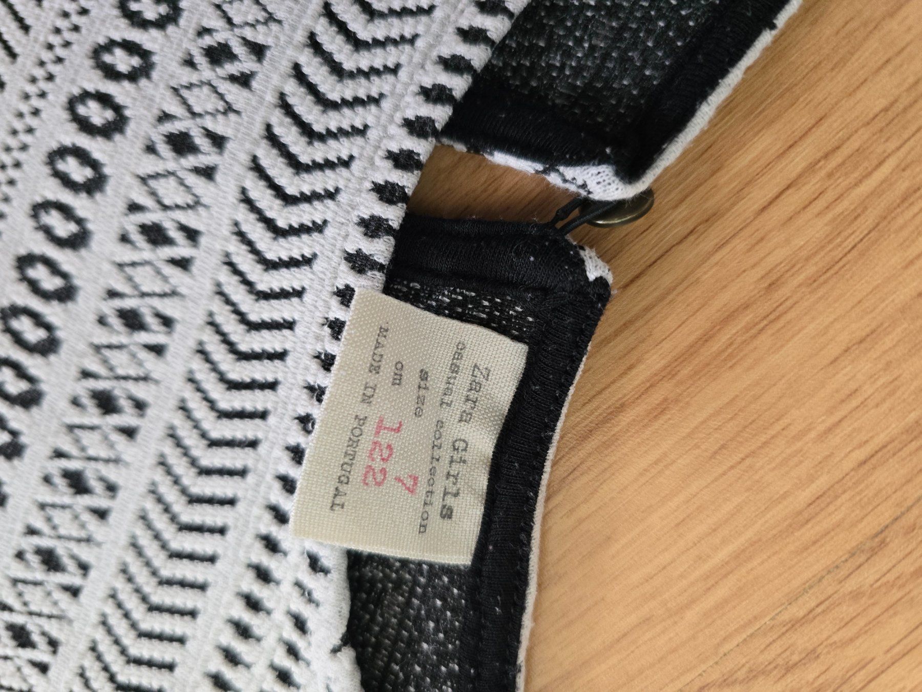 Vestiti & Gonne: Kleid Gr. 122 Zara – Usato da Büttikon AG venduto da Amineah 1