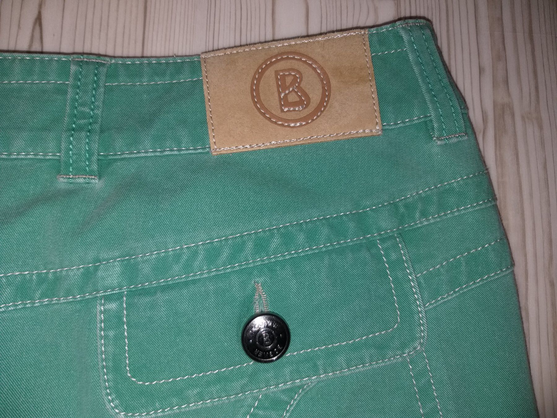 Bogner Gonne: Jupe / Rock BOGNER    Taille / Grosse 40 CH ...... – Usato da Cossonay-ville venduto da Super-Price-Quality 7