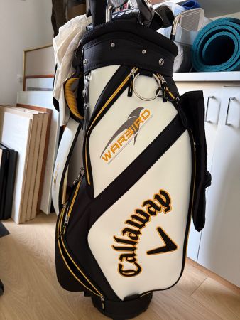 Sac de golf Callaway Warbird blanc et noir et housses