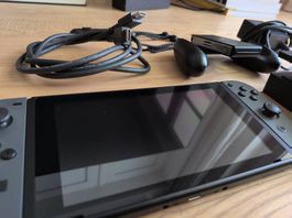 Nintendo Switch v2 - Top Zustand