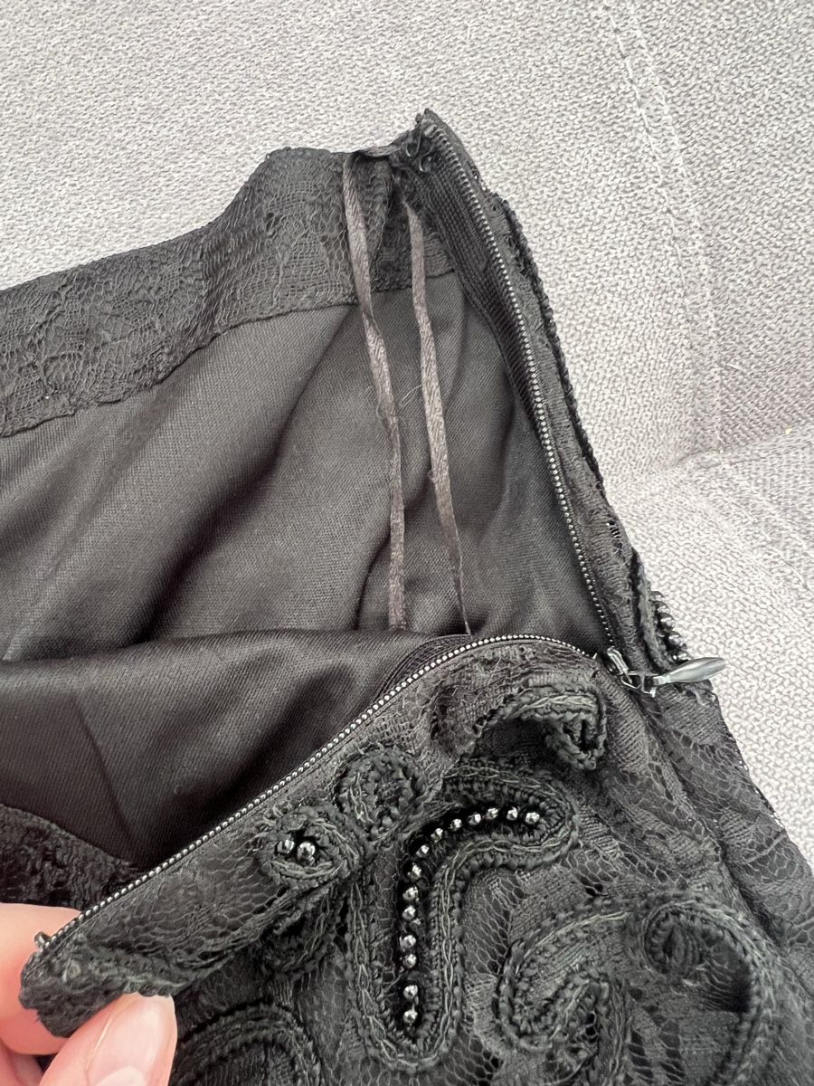 Pantaloni: Short dentelle noire brodé Derhy – Nuovo e nell'imballaggio originale da Ropraz venduto da Angy.ruiz 2