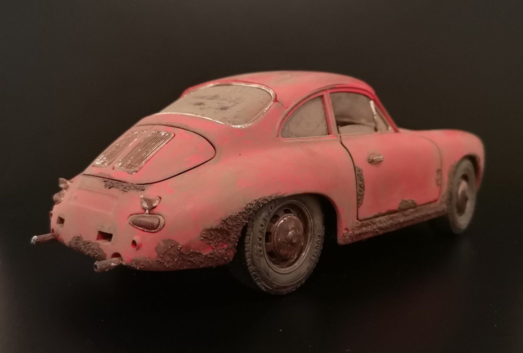 Bburago Modellini d'auto: 1:18 Porsche 356 Scheunenfund – Usato da Niederbipp venduto da kevintifu20 6