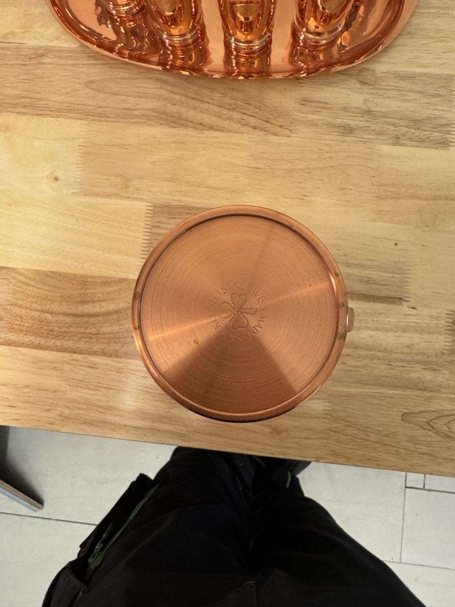 Caraffe: Kupfer-Servierset mit Kanne, 6 Bechern und Tablett – Usato da Birsfelden venduto da inf_l2yy 1