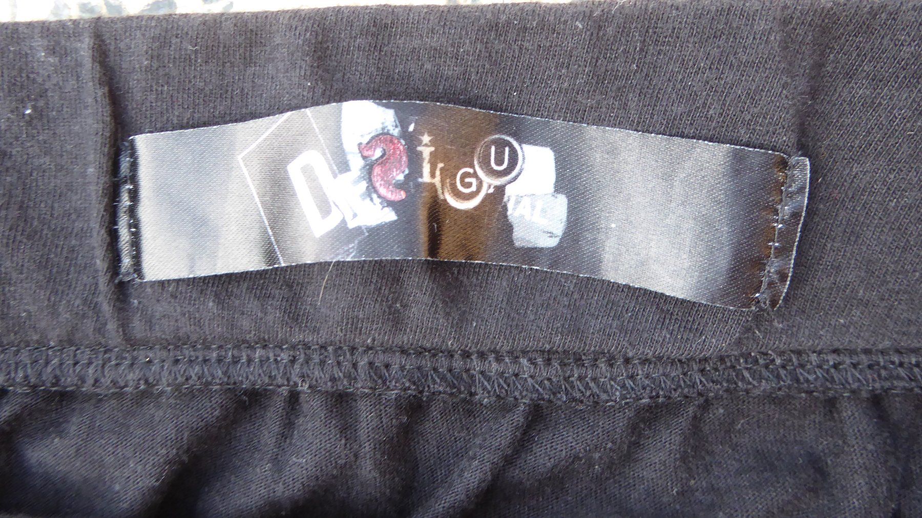 Desigual Top: Top ohne Träger Gr 38 Desigual – Usato da Sargans venduto da Benziner 3