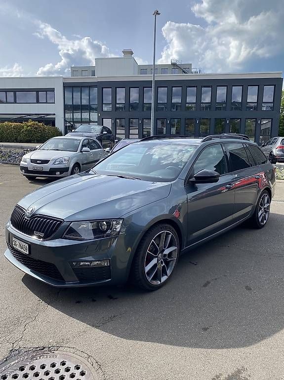 Automobili: Skoda Octavia 2.0 TDI RS – Usato da Steinach venduto da Remo.217 2