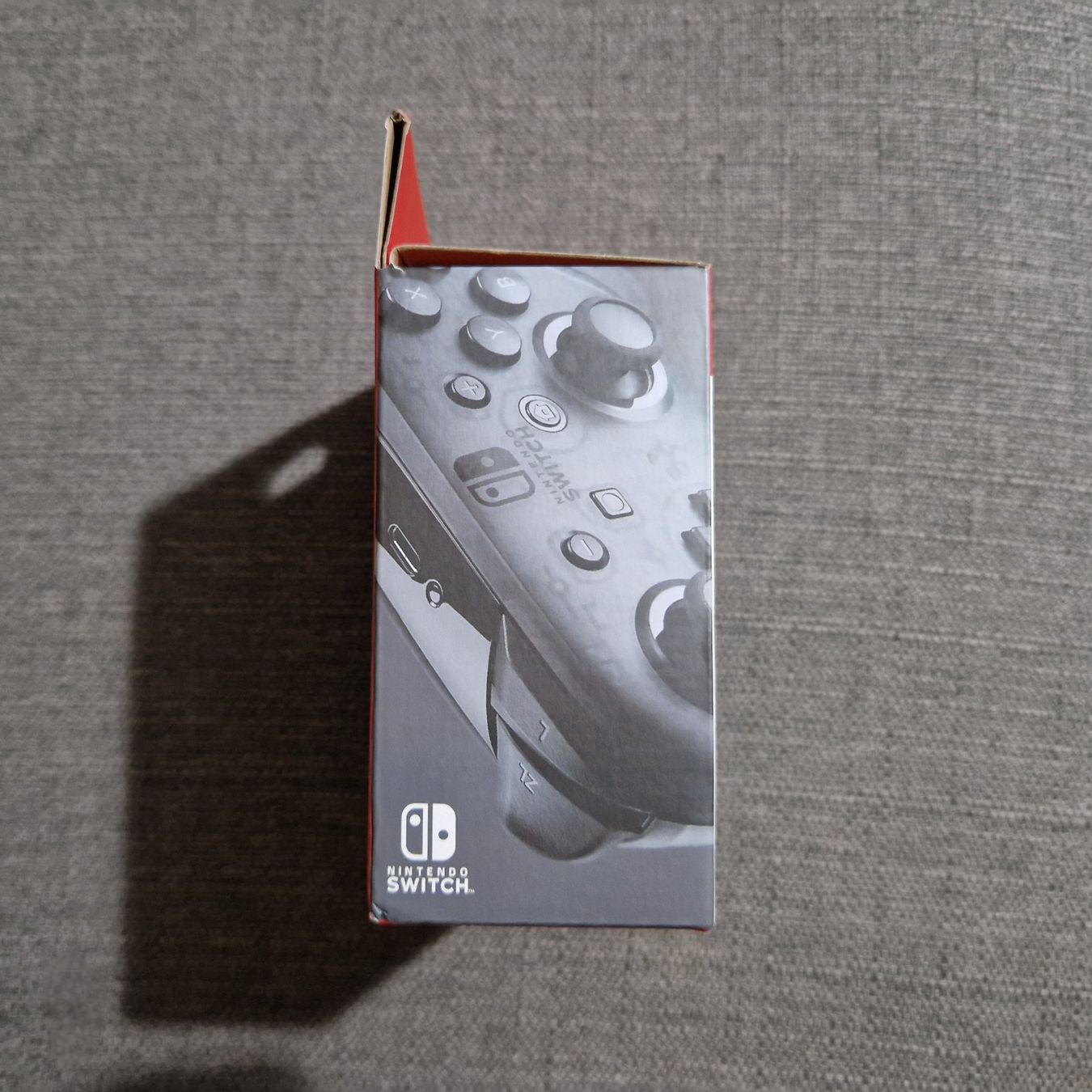 Nintendo Controller: Original NINTENDO Switch Pro Controller (fabrikneu, OVP) – Neu und originalverpackt aus Uster von  3