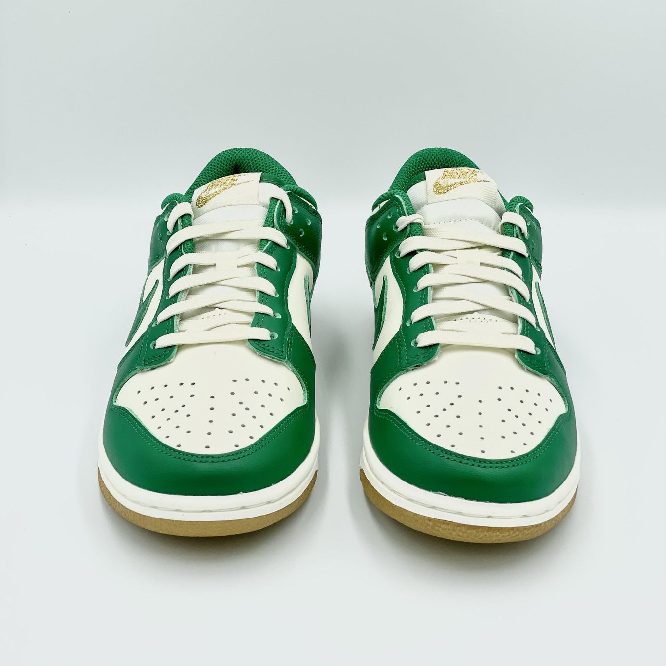 Nike Scarpe da donna: Nike Dunk Low Malachite University Gold EU 40 – Nuovo e nell'imballaggio originale da Erlinsbach venduto da sasneakers 3