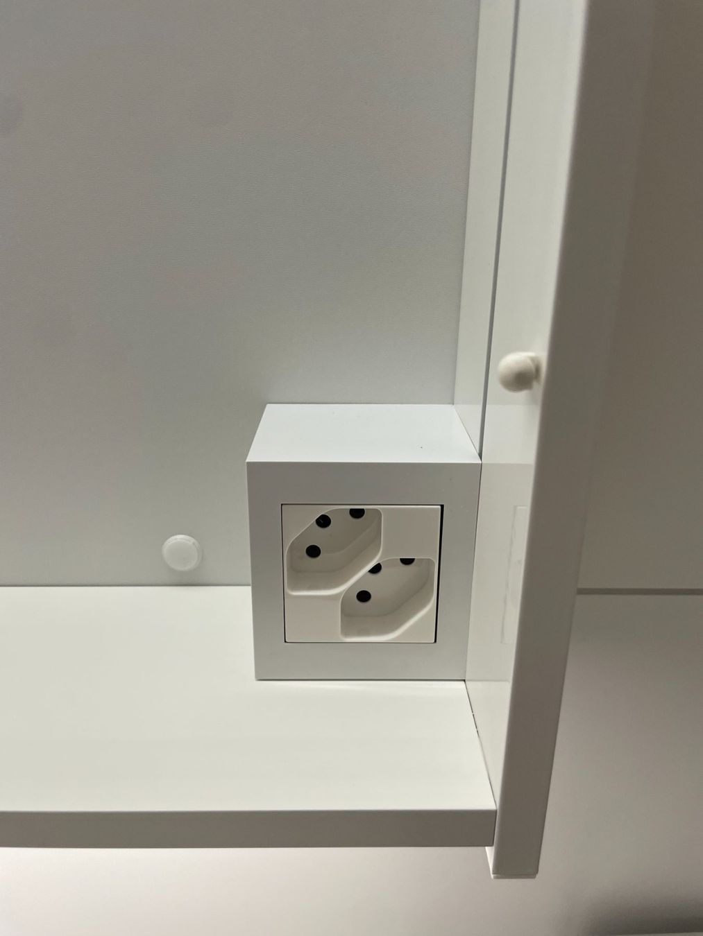 Armadietti a specchio: Spiegelschrank Sidler – Nuovo e nell'imballaggio originale da Stans venduto da leoOs 3