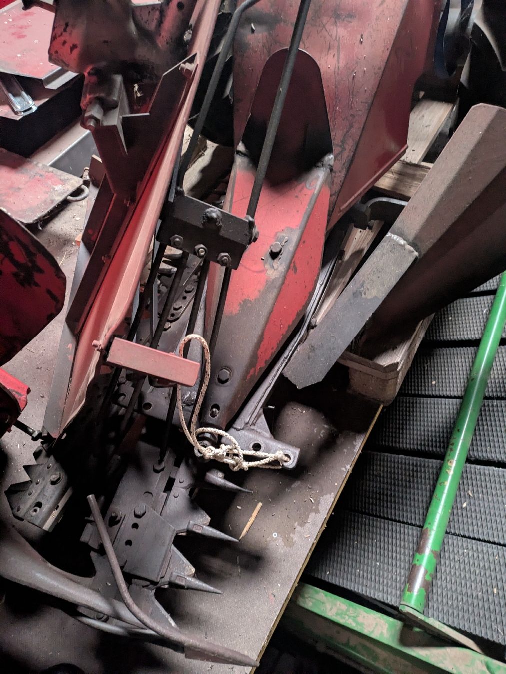 Aebi Alle Maschinen: Aebi AM40 Motormäher mit Gabeleingrasung – Gebraucht aus Widen von timon98 1
