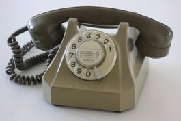 Tischtelefon Modell 50, grau 1968