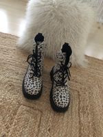 Zara Schnürstiefel Leo Muster Grösse 38, wie neu!!!