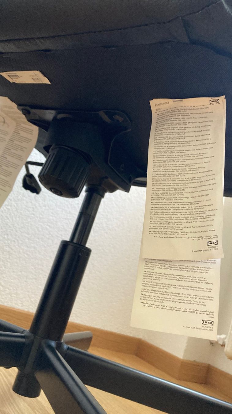 Ikea Sedie: Chaise de bureau pivotante noire – Usato da Biel/Bienne venduto da almercaa 3