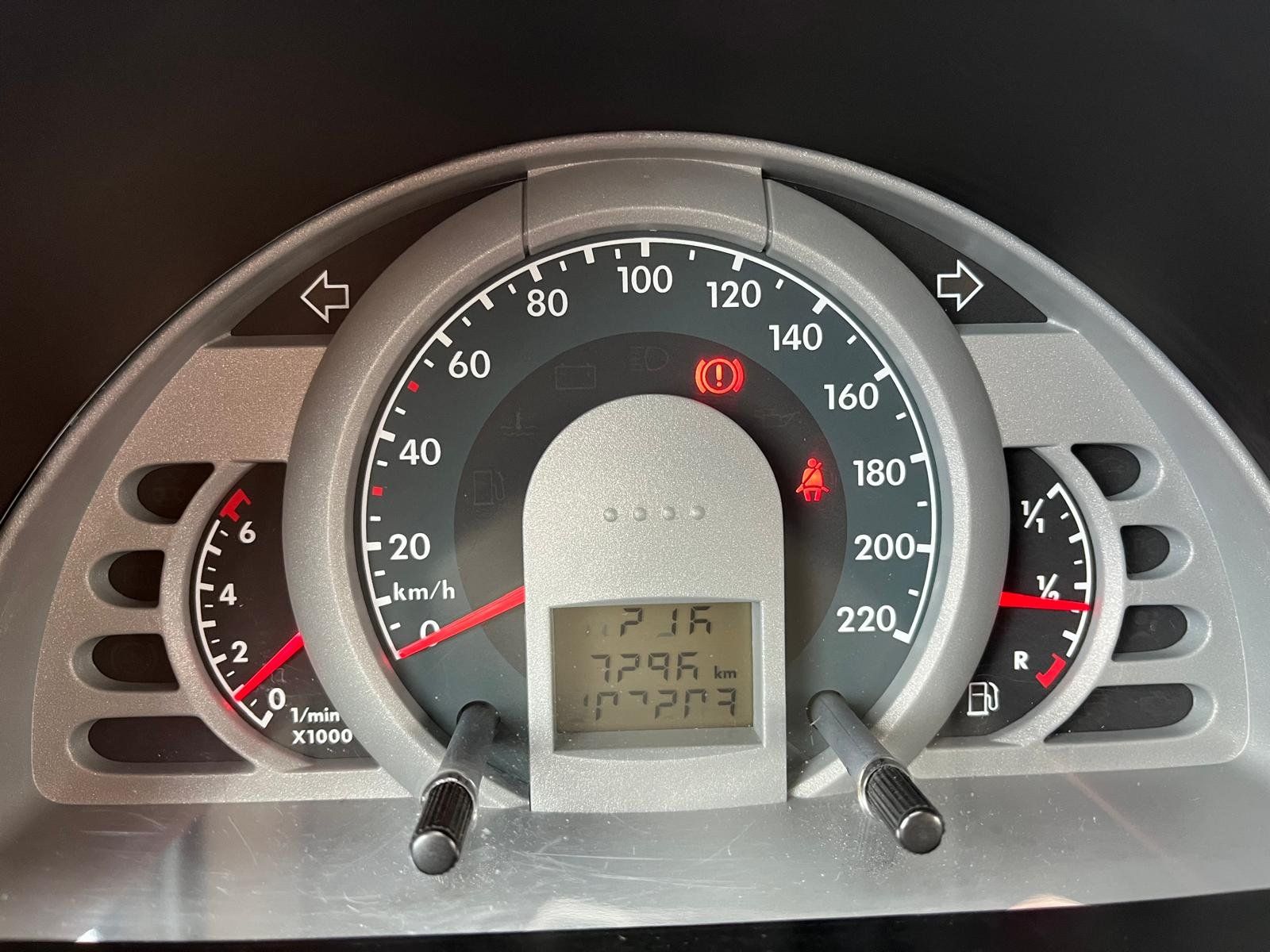 VW Autos: VW Fox 1.2 – Defekt aus Wolfhalden von  2