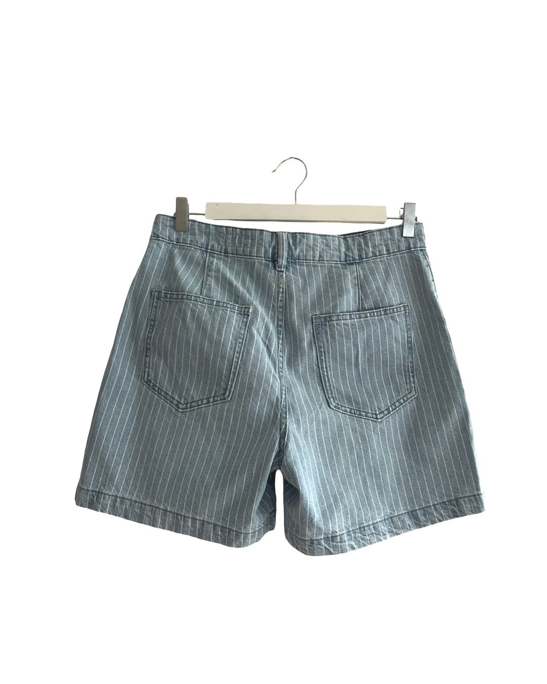 Pantalons: Lefties Denim Shorts - neuwertig - – D'occasion à Jona par vanessasupermarket20 5