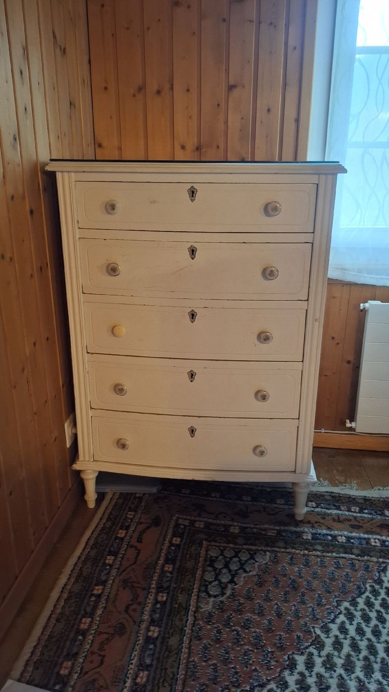 Kommoden: Shabby chic Kommode 60er Jahre – Gebraucht aus Ebnat-Kappel von Aibur