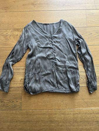 JS Millenium Bluse, Gr. L, Grau mit Muster, Top Zustand!