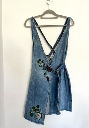 H&M Coachella Jeanskleid Sommerkleid Gr. S mit Stickerei