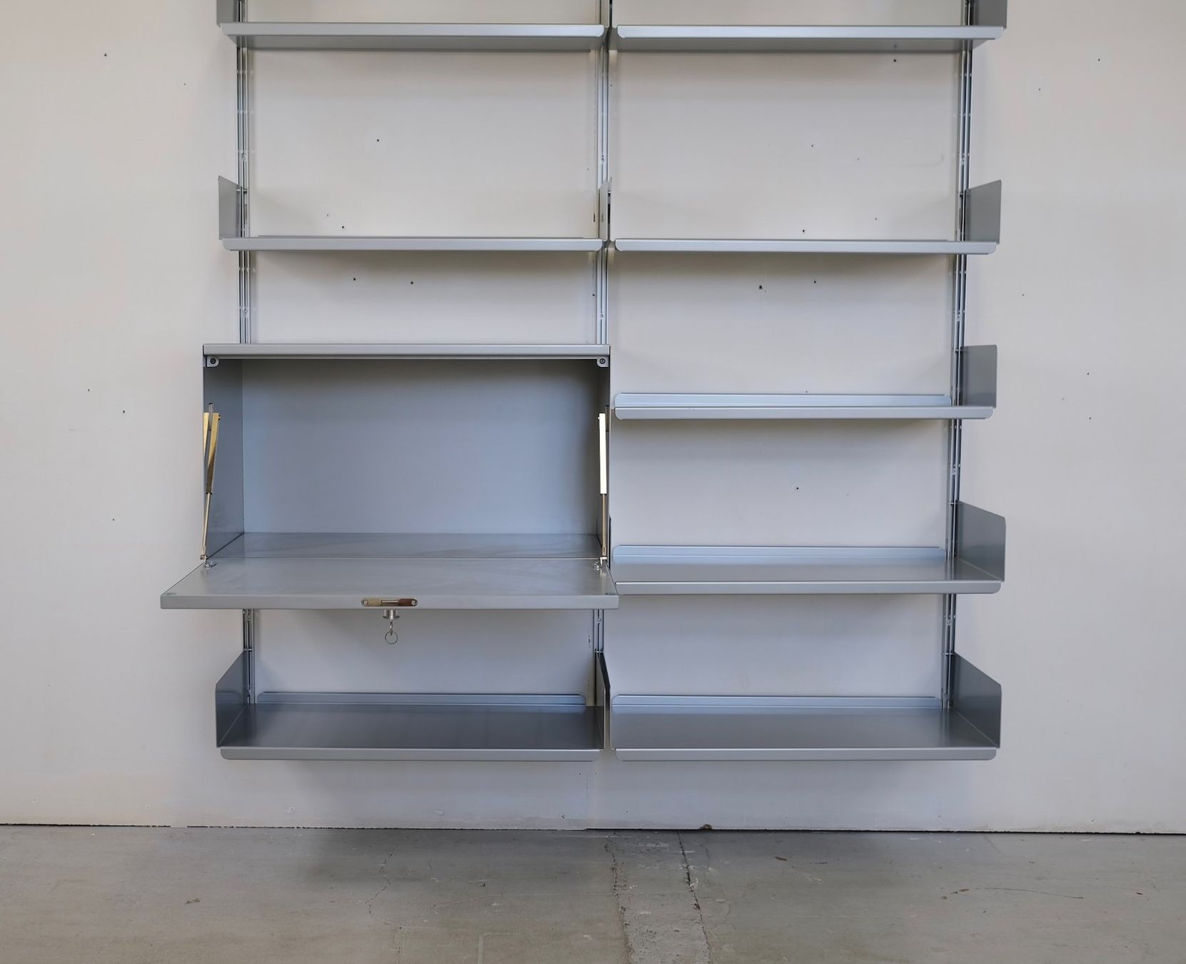 Vitsoe Étagères: Dieter Rams 606 Regalsystem VITSOE – D'occasion à Bern par Zmodern_CON 8