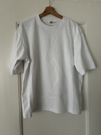 uniqlo tshirt weiss