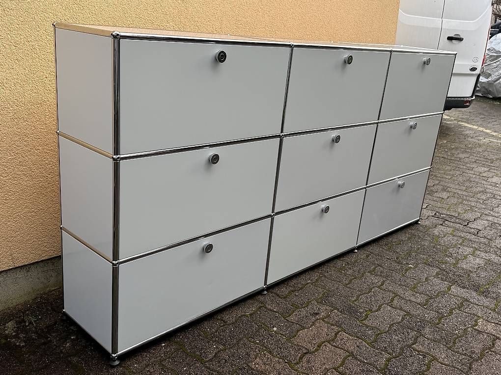 USM Scaffali: USM Haller Sideboard Lichtgrau 3X3 Top Preis – Usato da Dietikon venduto da Kumar_Occasionen 4