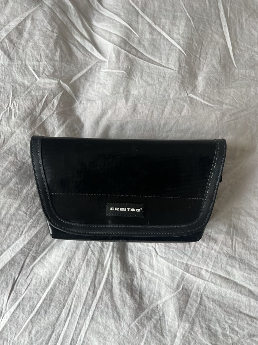 Freitag Taschen: FREITAG F40 JAMIE Schwarz - Neu, ungebraucht! – Neu und originalverpackt aus Zürich von menard10