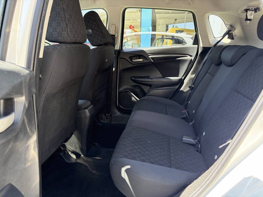 Honda Automobili: Honda Jazz 1.3 Comfort MT – Usato da Bern venduto da Garage-Blunier-AG 5