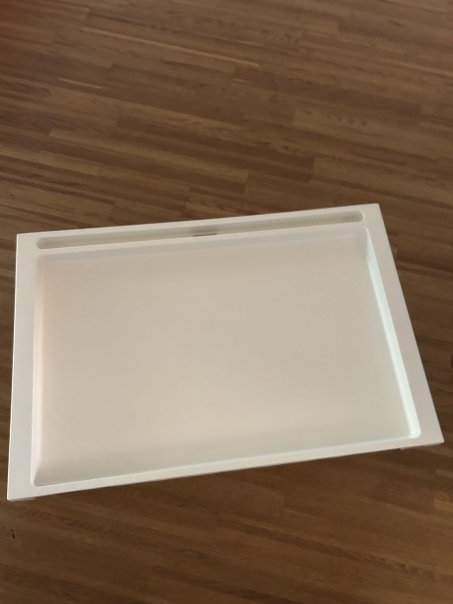 Servierplatten: Tablett, weiss – Gebraucht aus Goldau von leo_2ww7 1