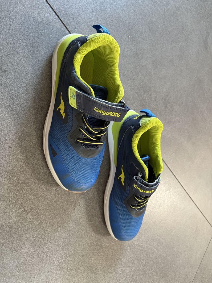 Chaussures garçon: Scarpe per palestra – D'occasion à Tremona par lau_8fzg 1