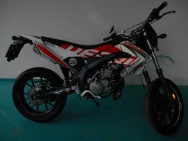 Motorrad Derbi Senda SMXTrem 50 cm3