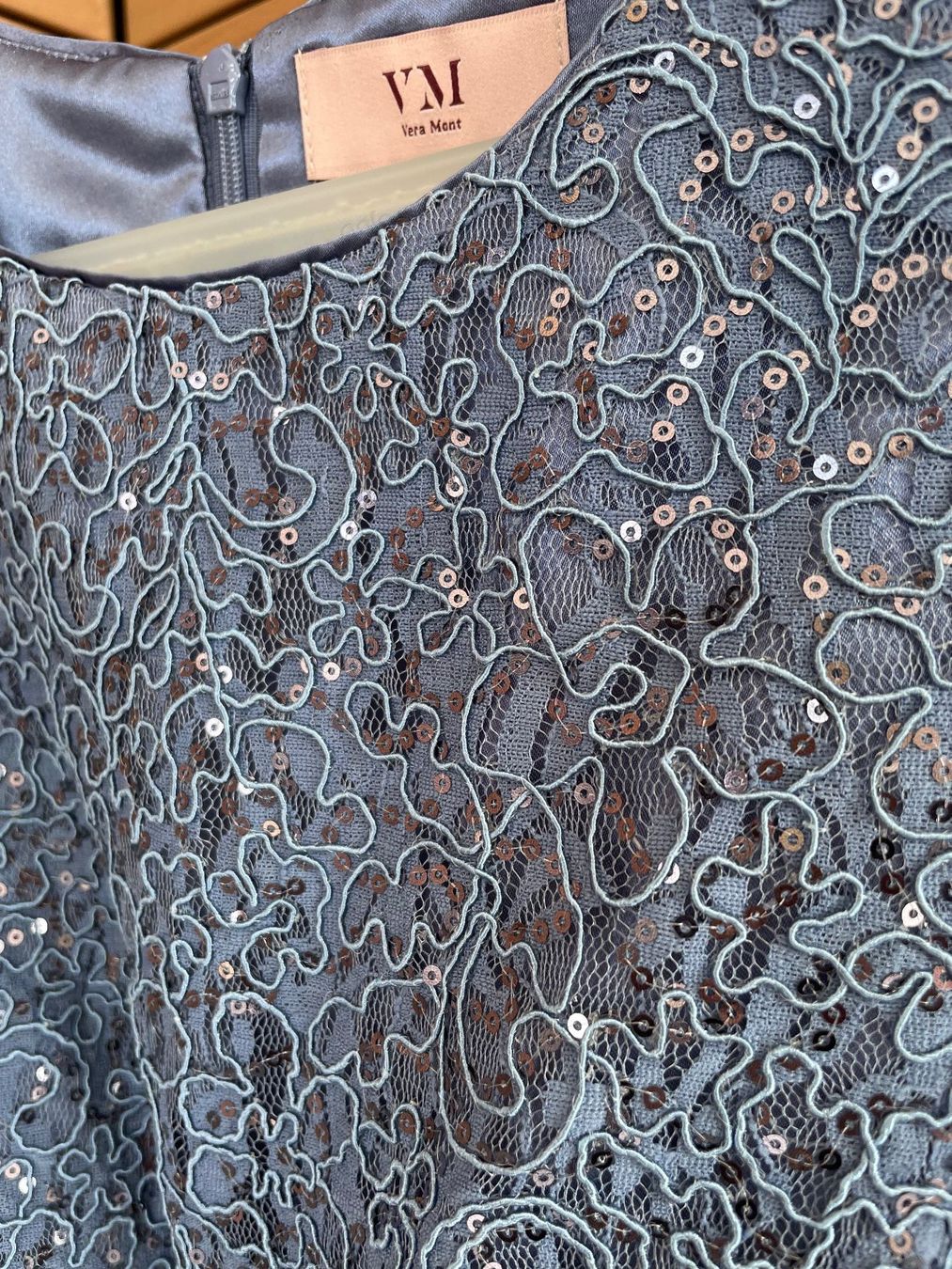 Vestiti: Abend/Ballkleid – Usato da Seuzach venduto da Piitschi 4