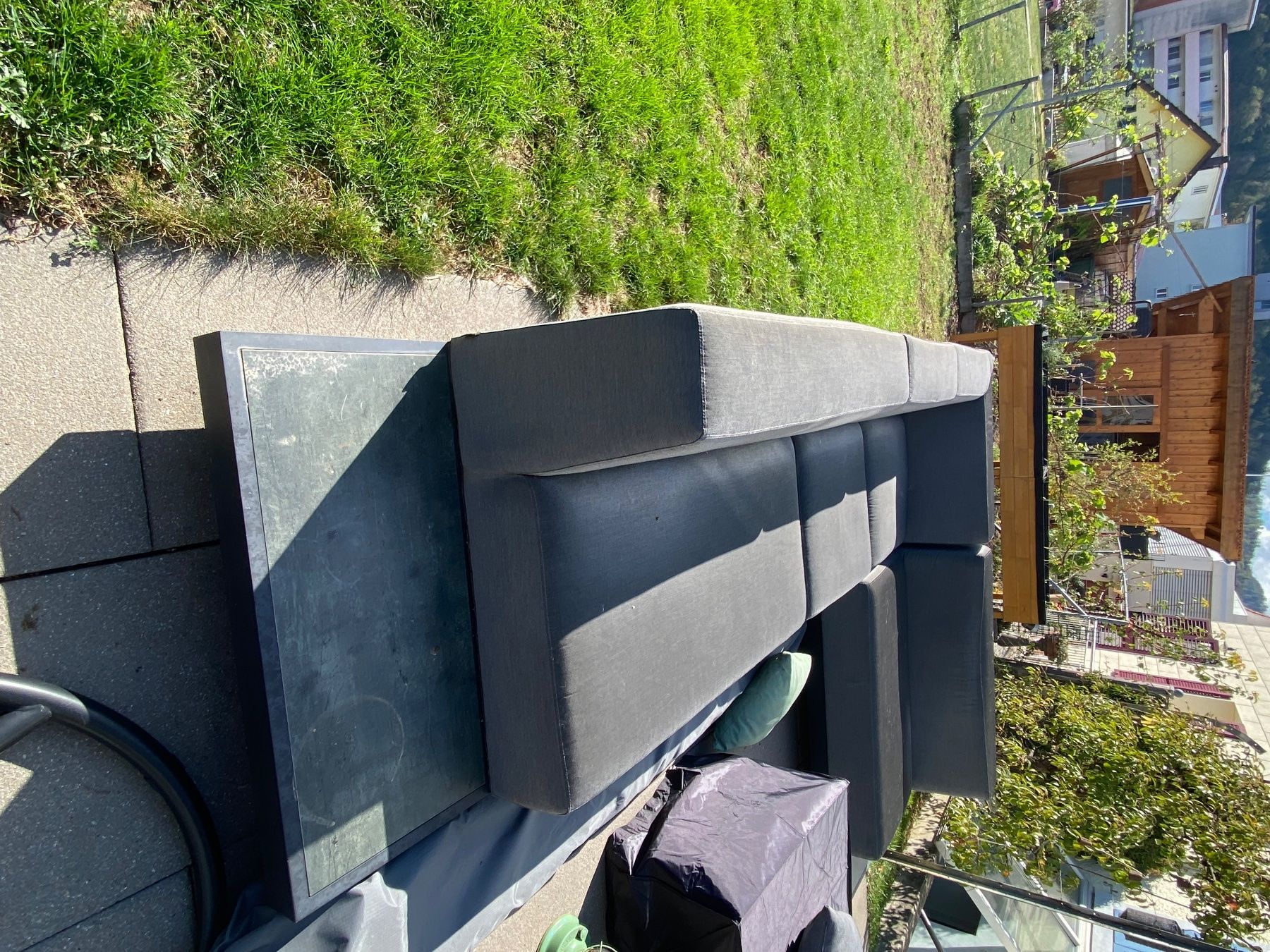 Viplounge Sofas: wasserdichte Gartenlounge – D'occasion à Trimbach par Leue71 4