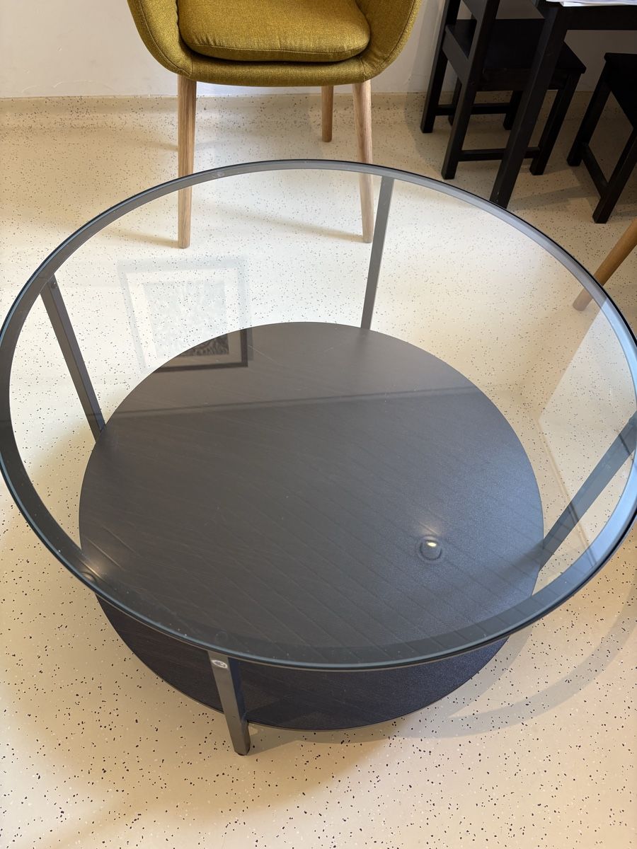 Tavoli: Sofa Tisch 75x45cm – Usato da Zuoz venduto da stumholm