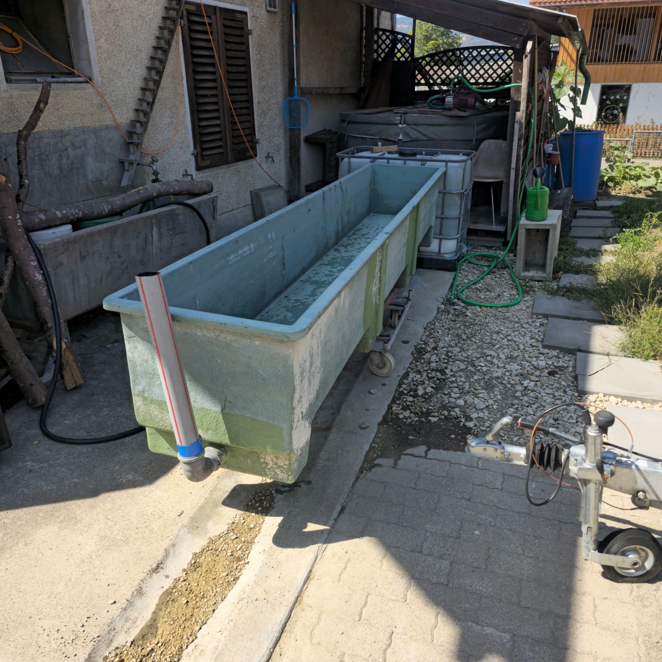 Teiche & Zierbrunnen: Brunnen / Tränke – Gebraucht aus Büren an der Aare von Flipperfinger88
