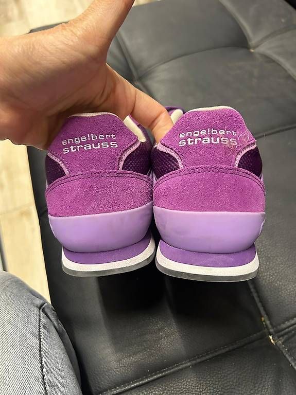 Scarpe da uomo: Schicherheitsschuhe 42 – Nuovo e nell'imballaggio originale da Rotkreuz venduto da ELMT 2