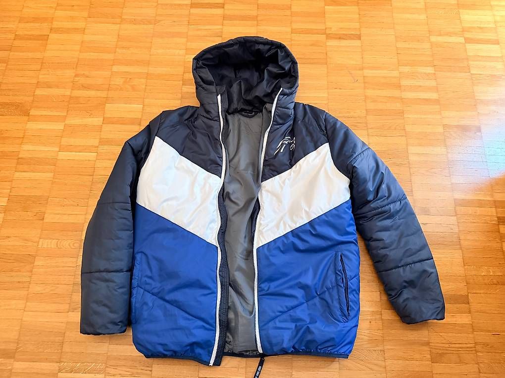 Giacche: ZSC Lions Steppjacke Gr. M – Usato da Zürich venduto da ynjd1234