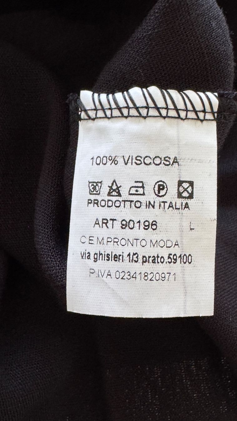 Kleider: Jolie robe noire en viscose – Gebraucht aus giffers von sev_c9x9 4