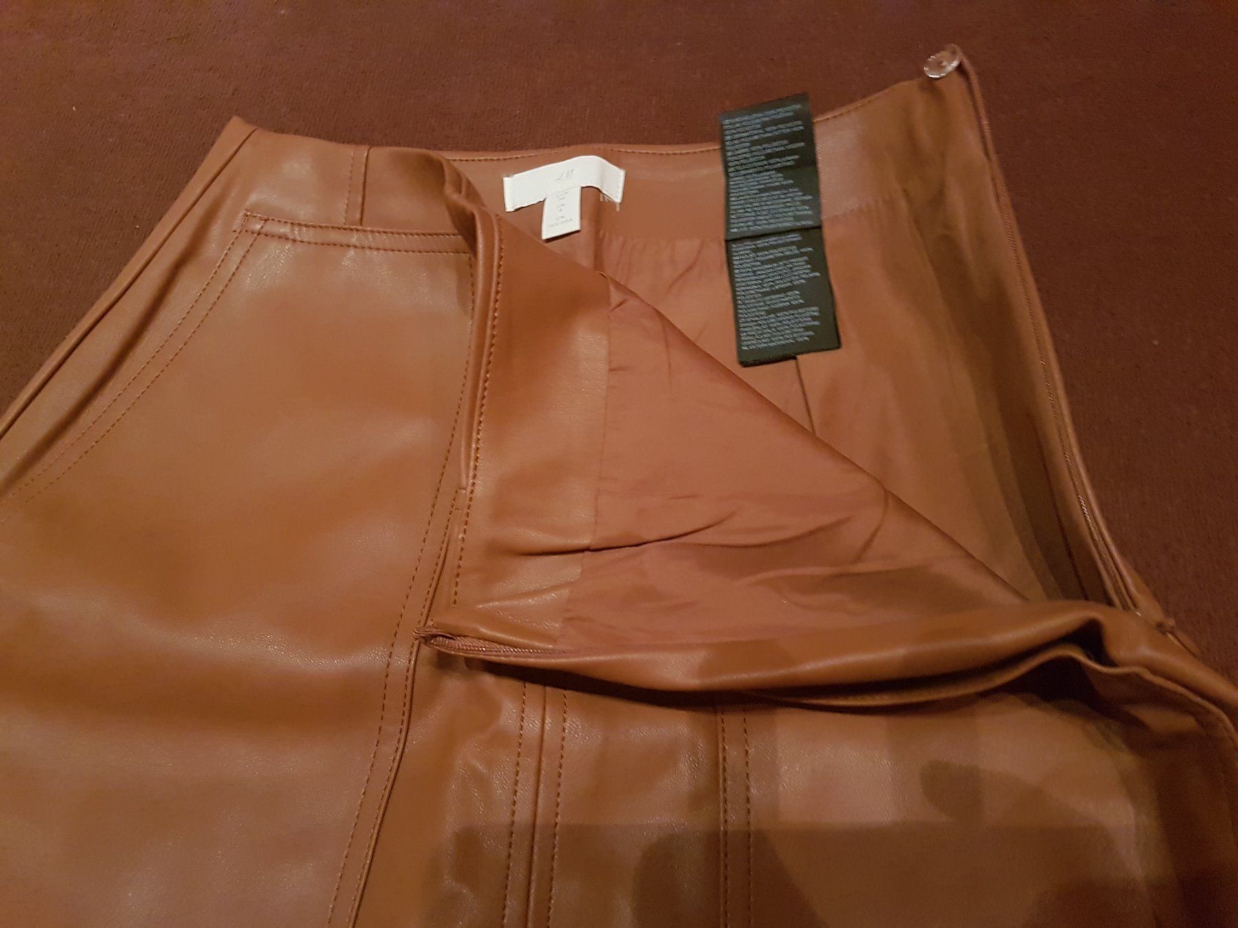 H&M Röcke: Jupe imitation cuir camel taille 36 marque H&M – Gebraucht aus Villiers von san_jn5w 1