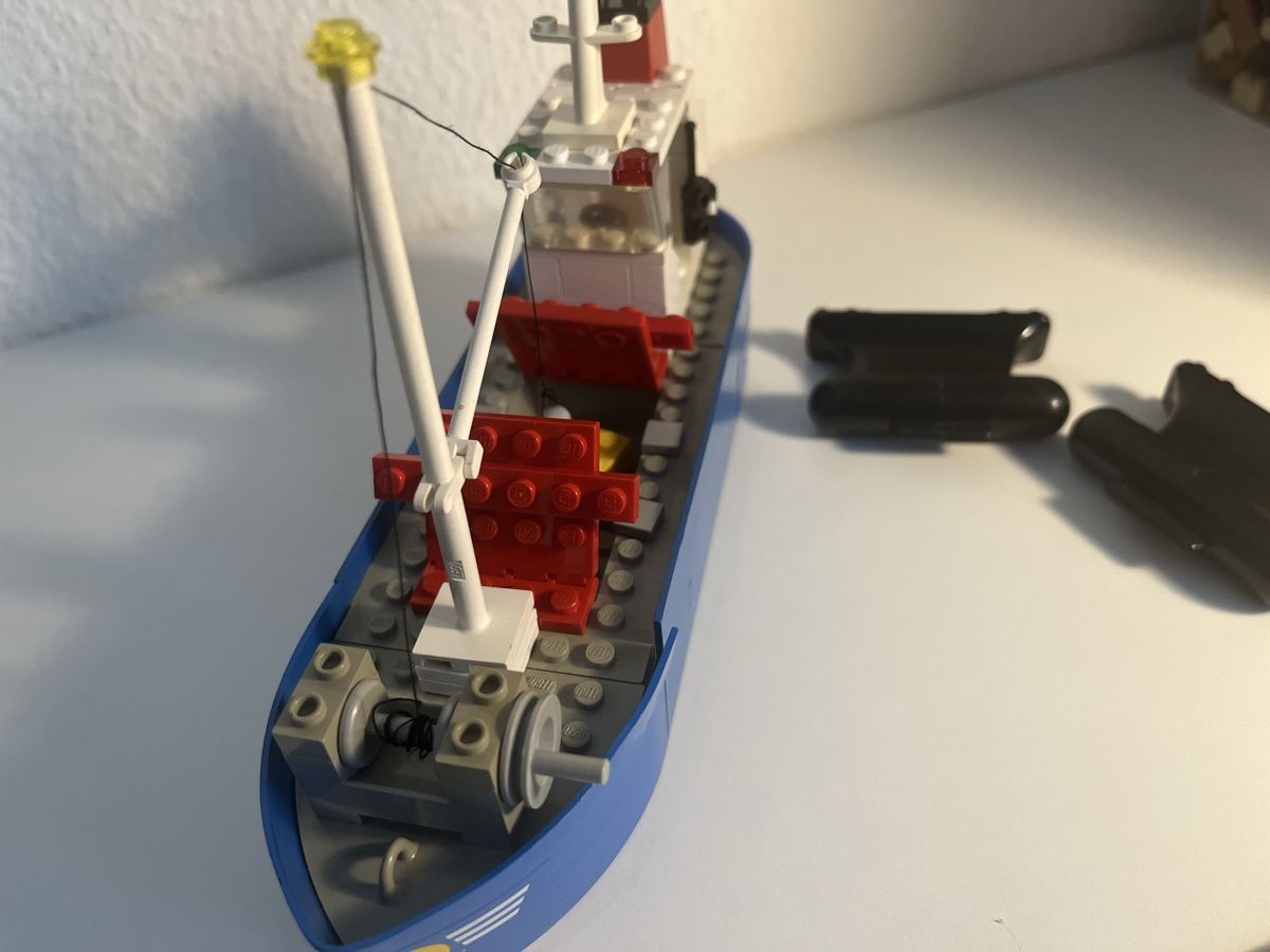 Lego Kit di costruzioni: Lego Freighter 4015 – Usato da Basel venduto da Palchyk 3