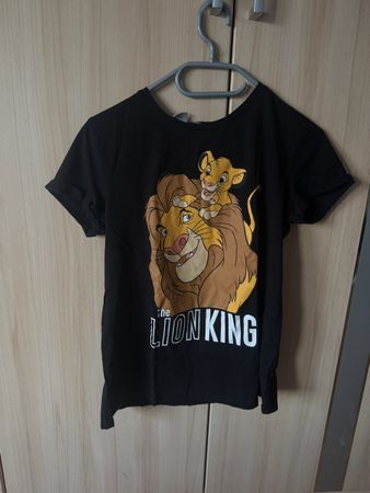 T-shirt noir The Lion King taille S bon état
