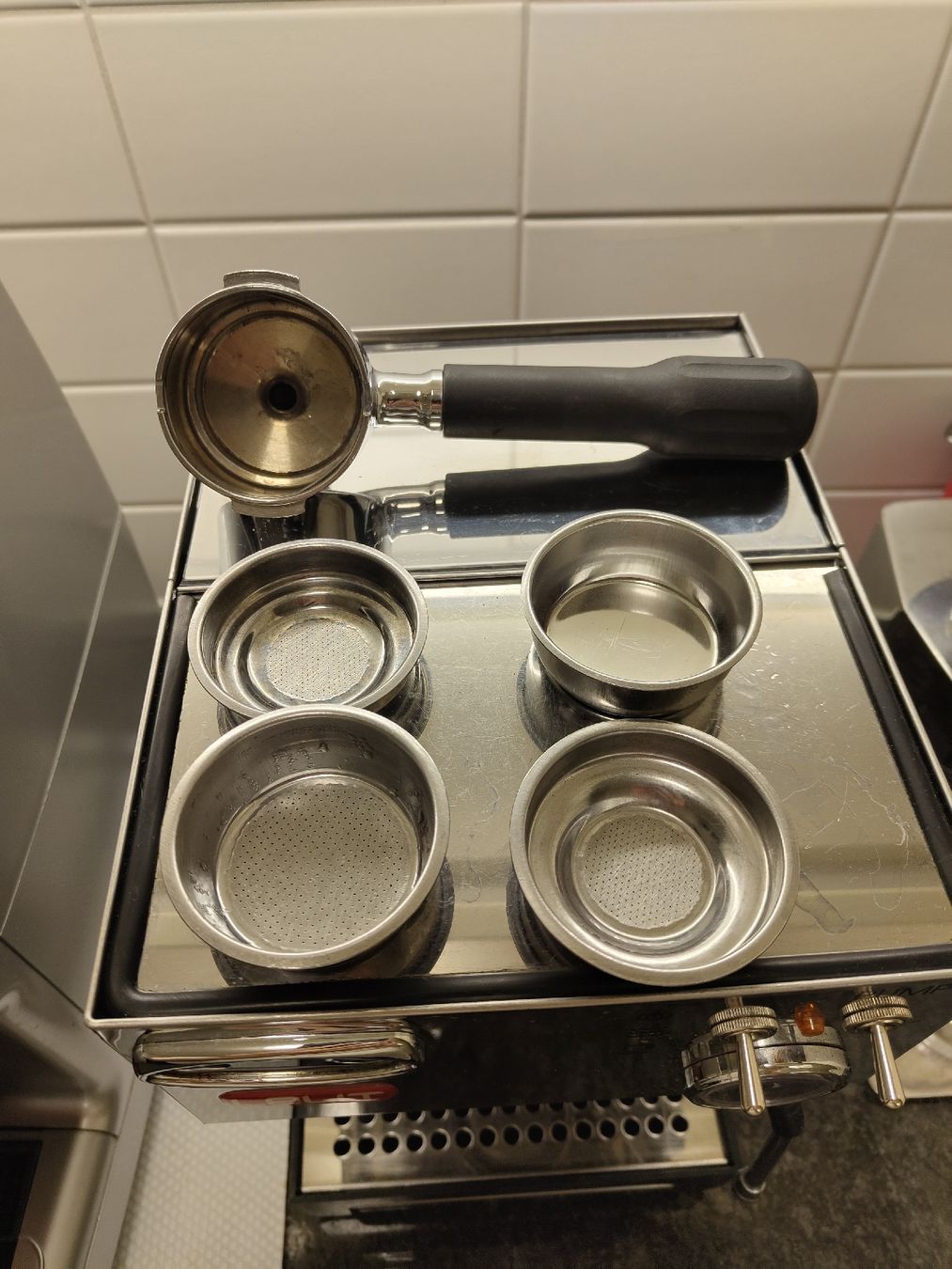 Lelit Macchine per caffè & Macchine per espresso: Lelit Anna mit PID-Temperatur – Usato da Windisch venduto da Cicas 4
